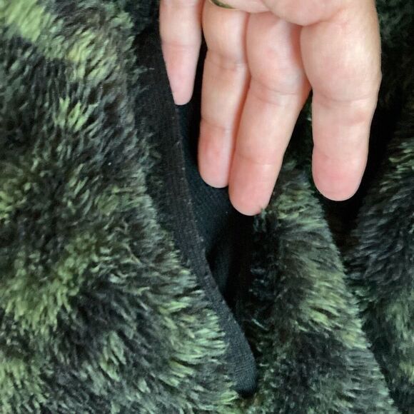 LuLaRoe Nancy Sherpa Fuzzy Teddy Jacket with Half Zip Size Medium - Picture 5 of 12
